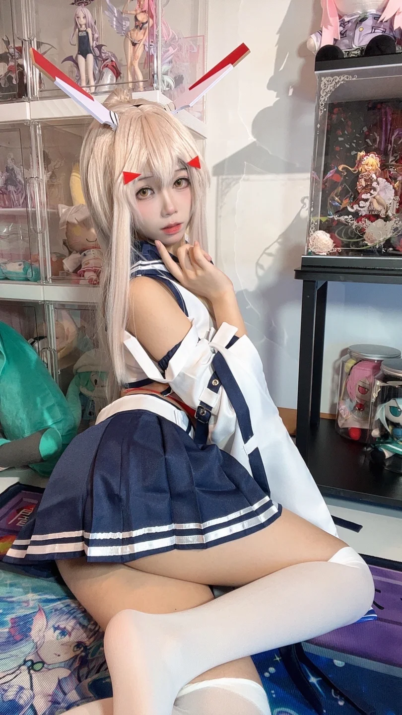 白栎Shirly_No_027_碧蓝航线·绫波_128P,26V_6_02GB01 tg@simisebaisi 【丝足阁】009.webp